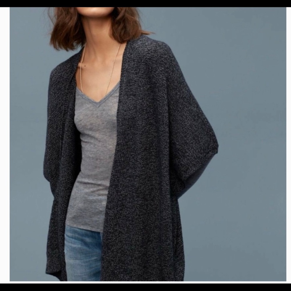 Iconic Aritzia Community Cape